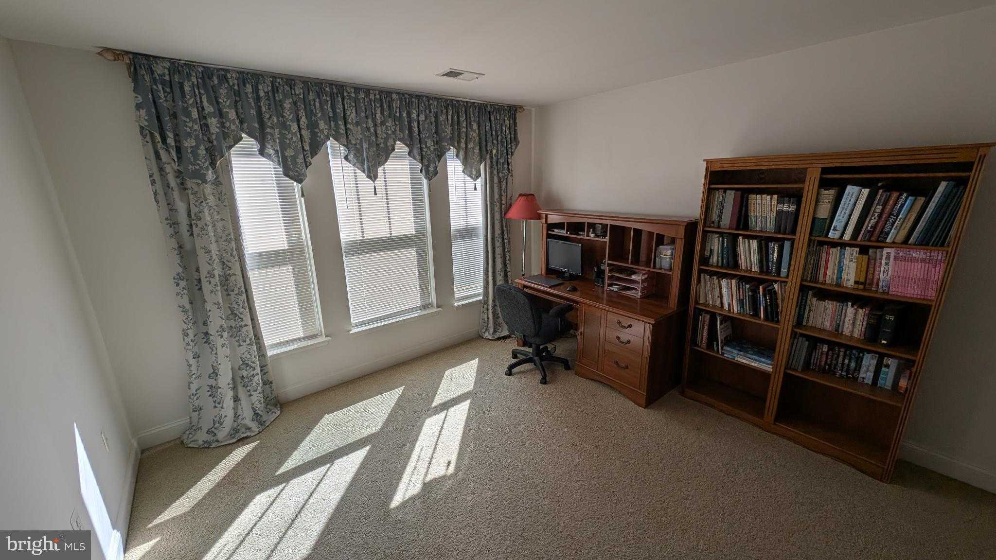 1108 Pickett St photo 38