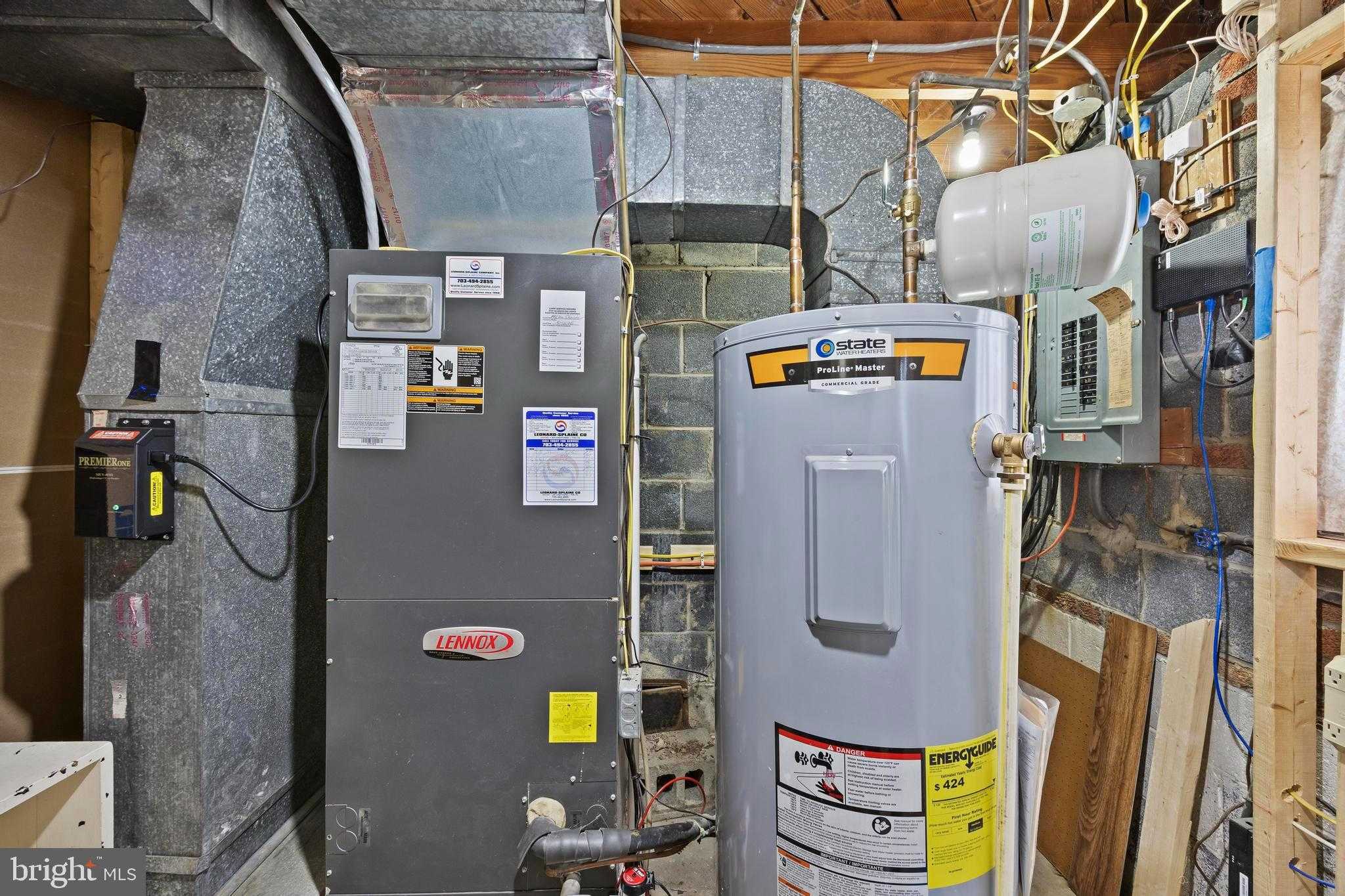 1517 James St photo 34