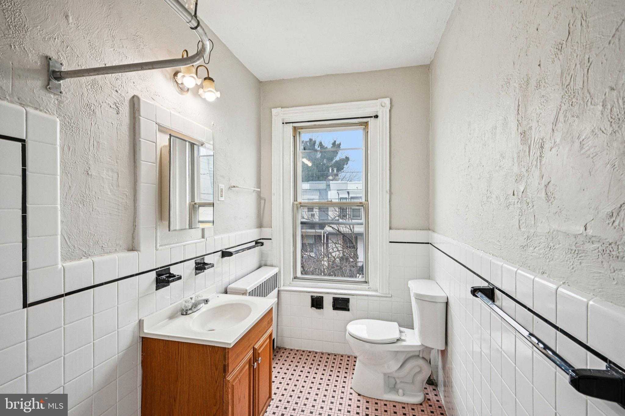 201 N 59th St photo 12