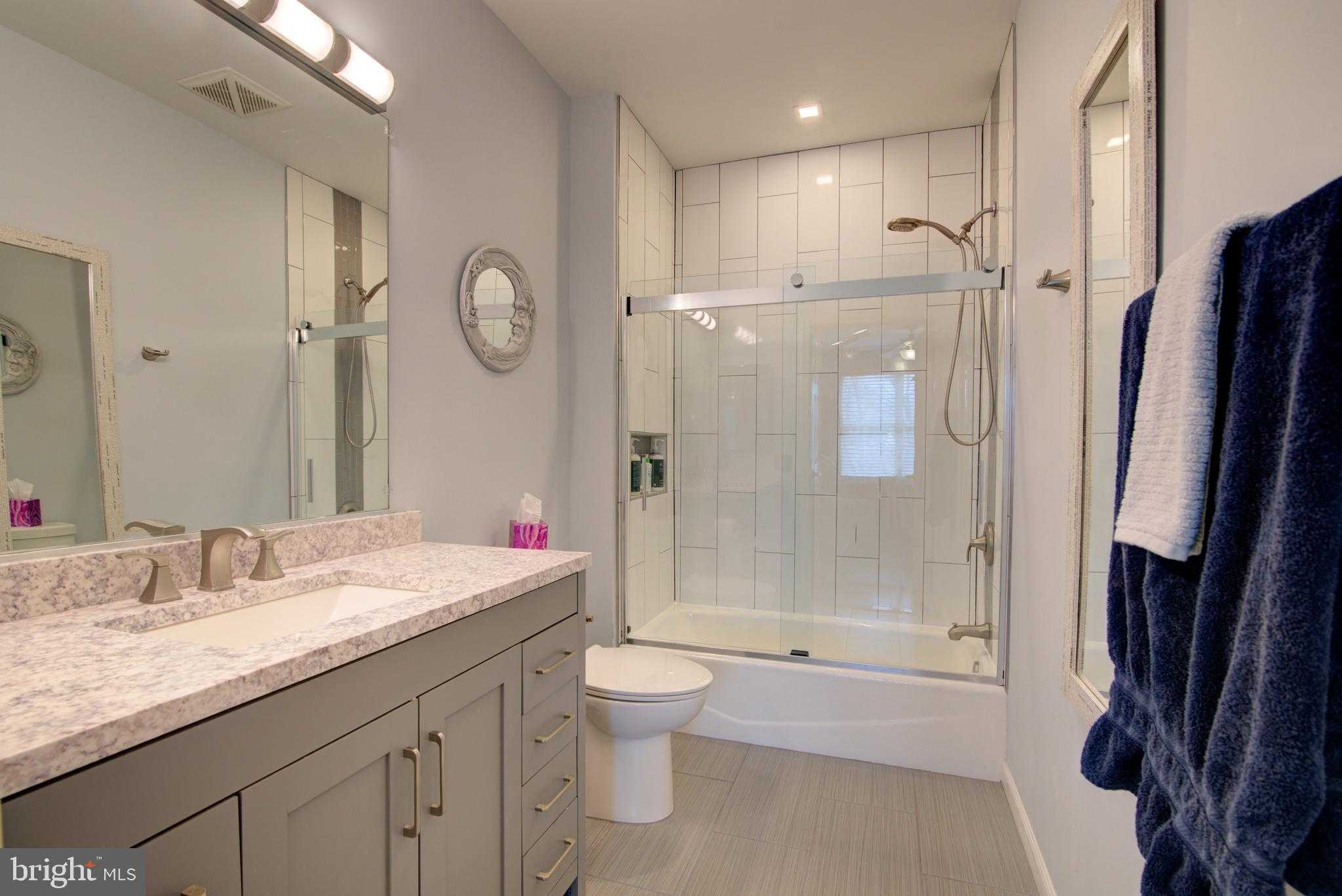 1855 Stratford Park Pl Apt 310 photo 18