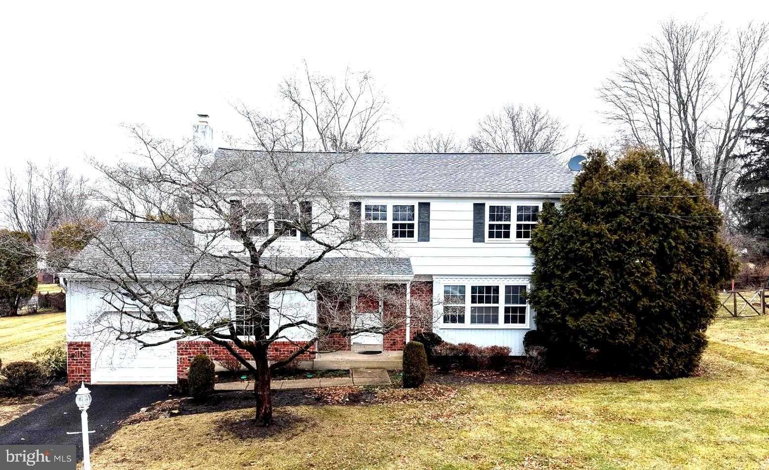 77 Lenape Dr, New Britain