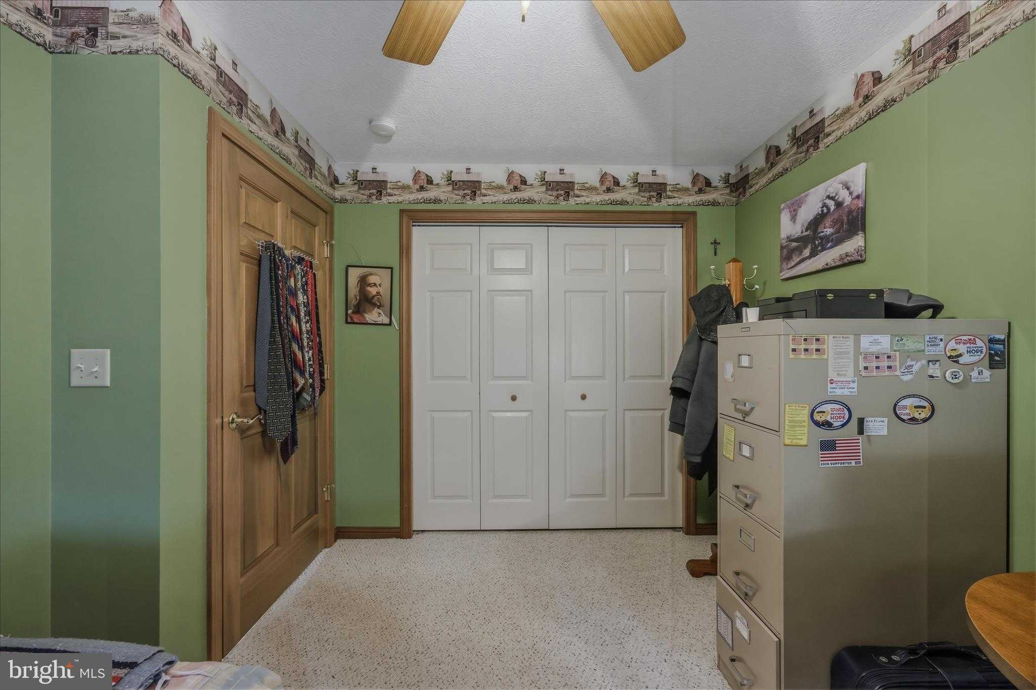 10 Winding Way photo 33