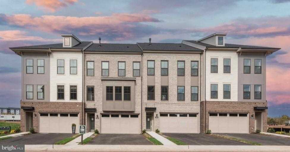 23695 Hardesty Ter photo 2