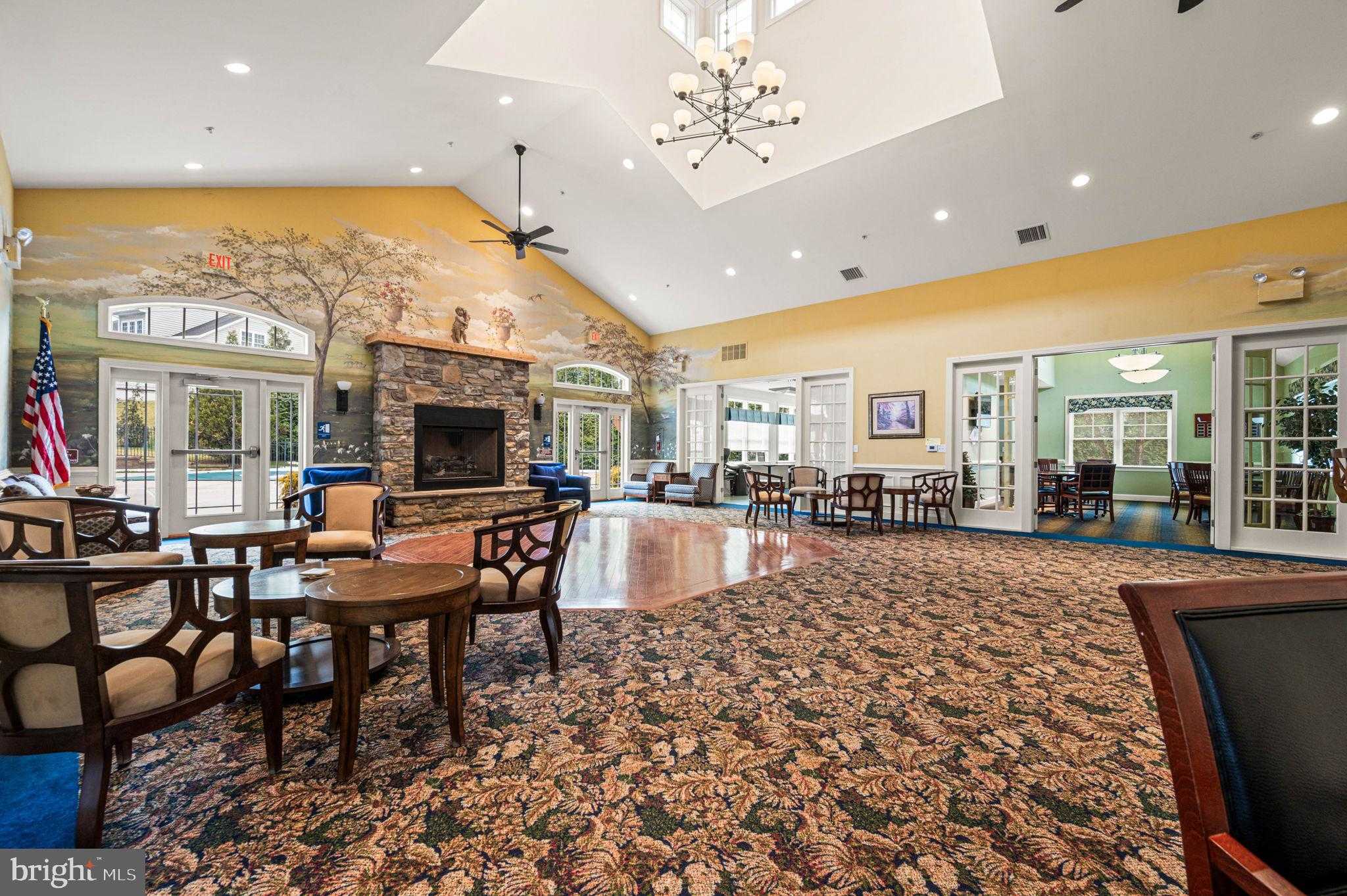 1024 Balfour Cir photo 32