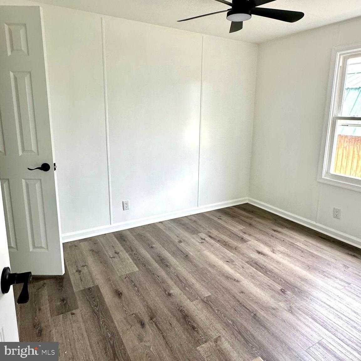 606 Red Oak Dr photo 15