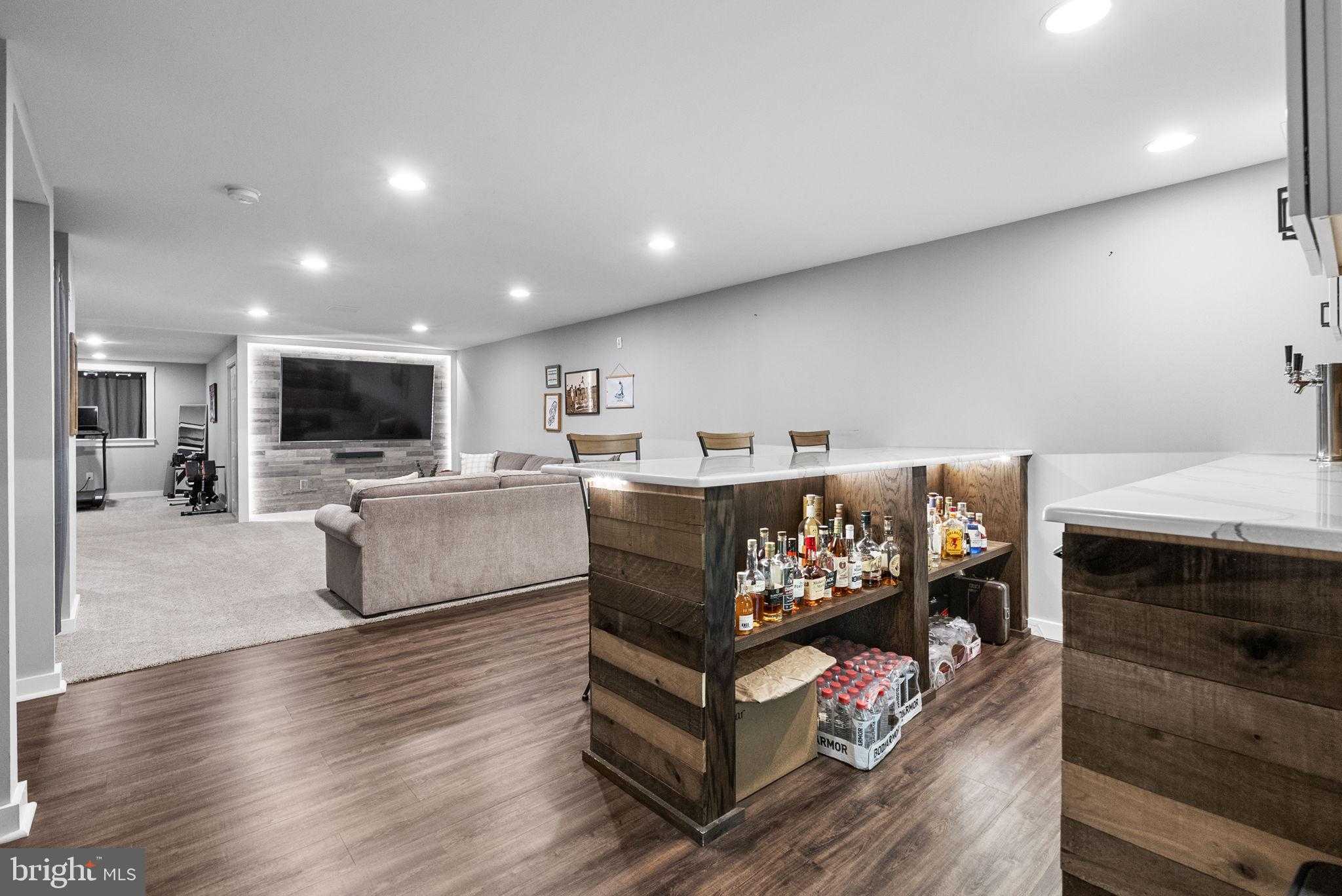 52 Arbor Cir photo 38