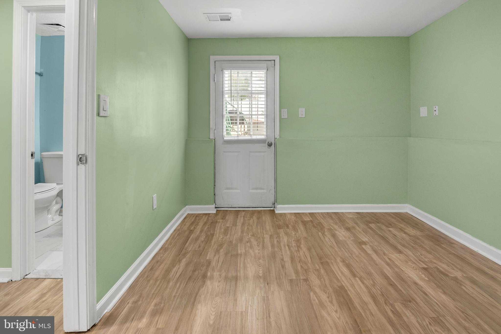 1436 Regent St photo 24