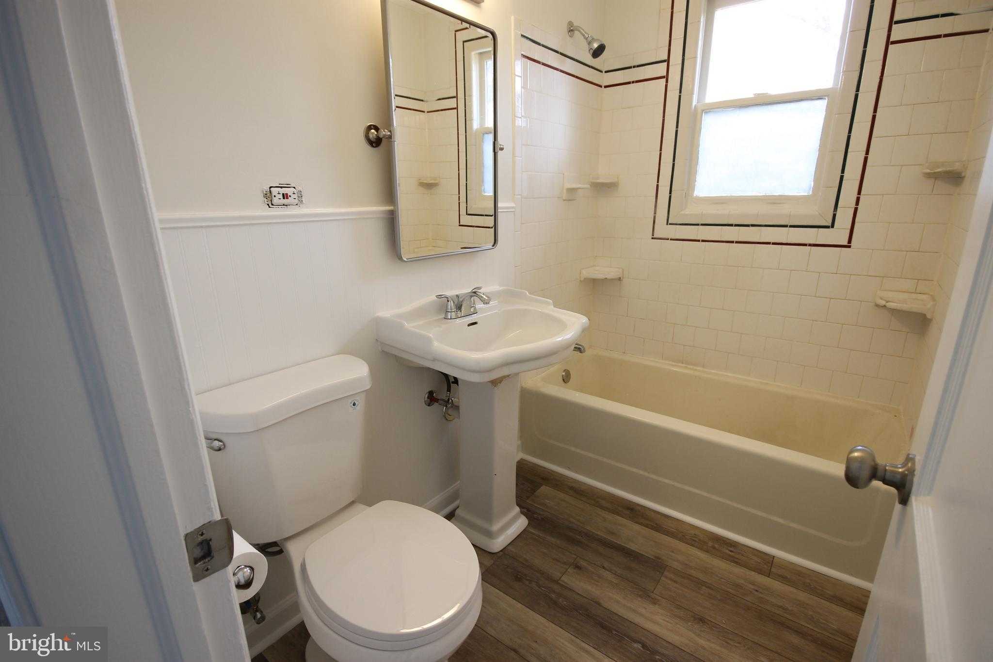 8405 Rugby Rd photo 21