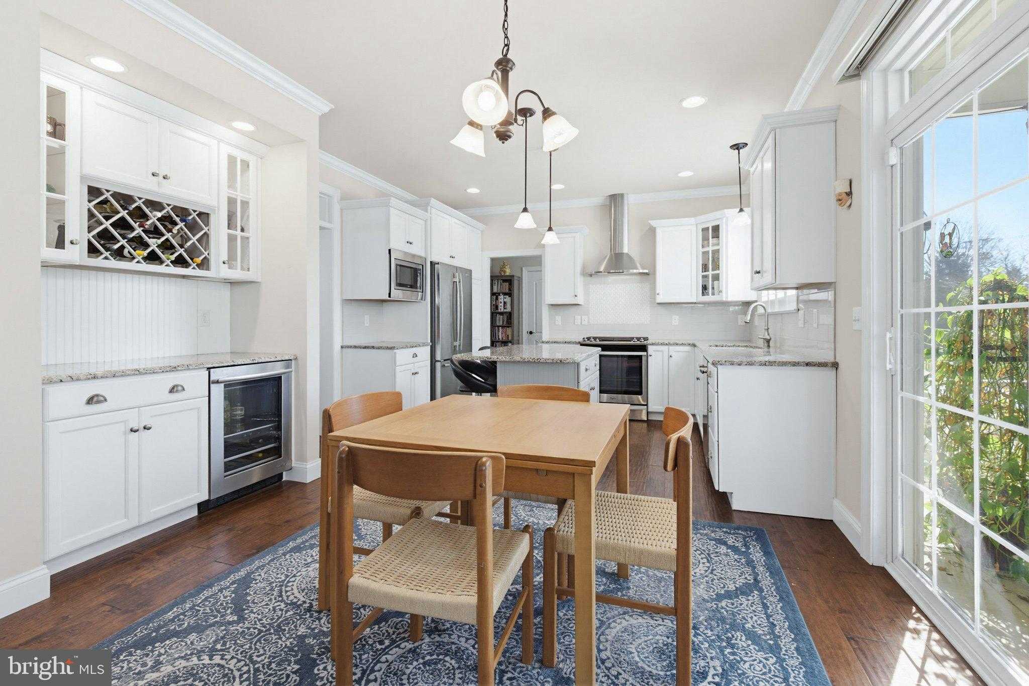 1021 Suffolk Dr photo 16