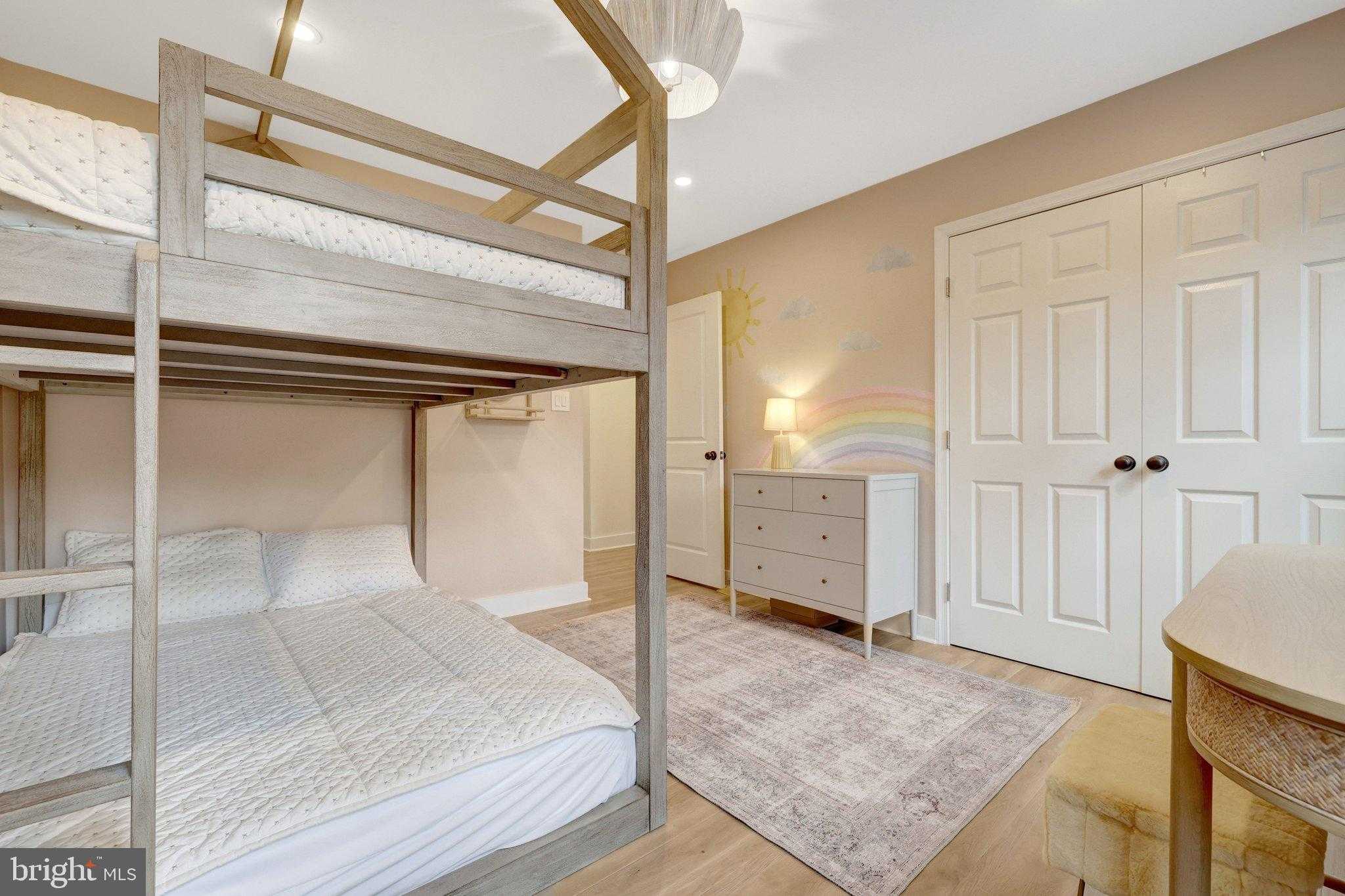 2818 Center Ridge Dr photo 35