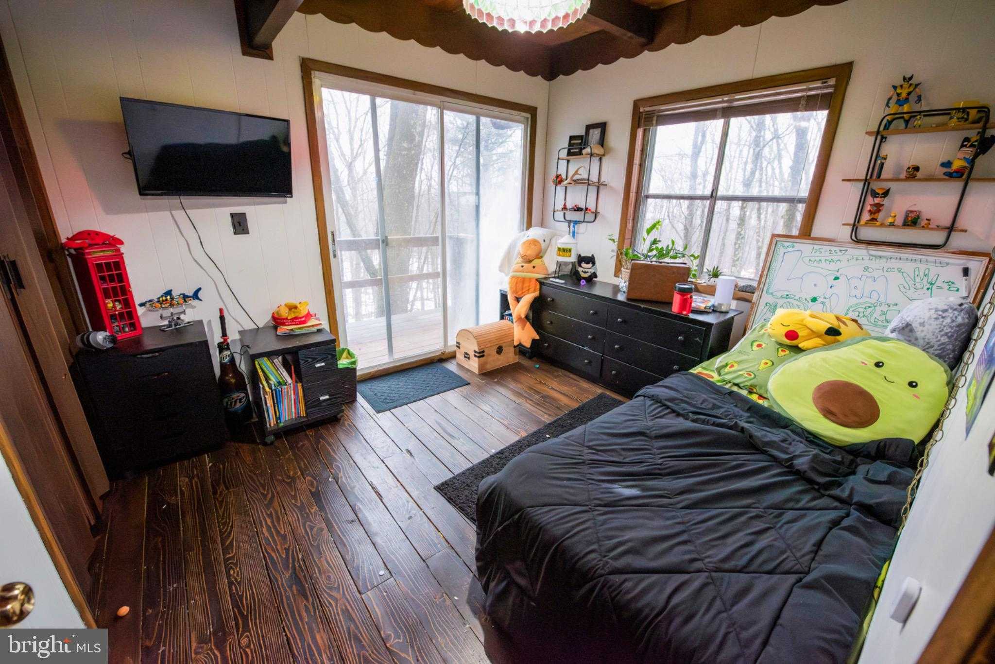 117 Swallow Cir photo 25