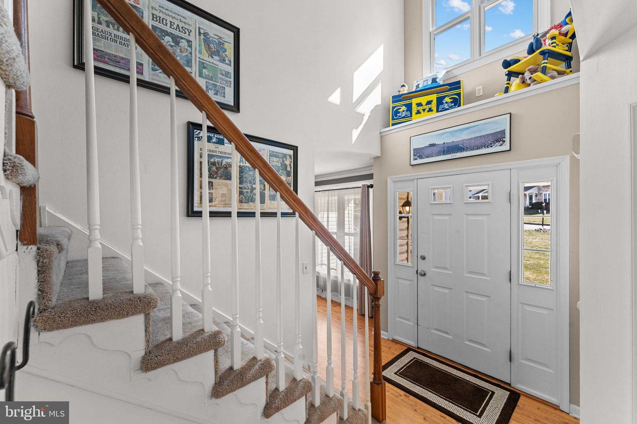 306 Sherwood CT N photo 8