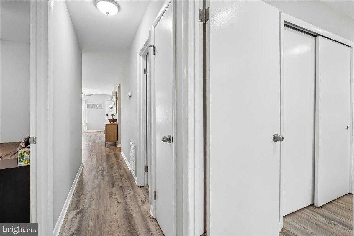 591 Plain Rd photo 17