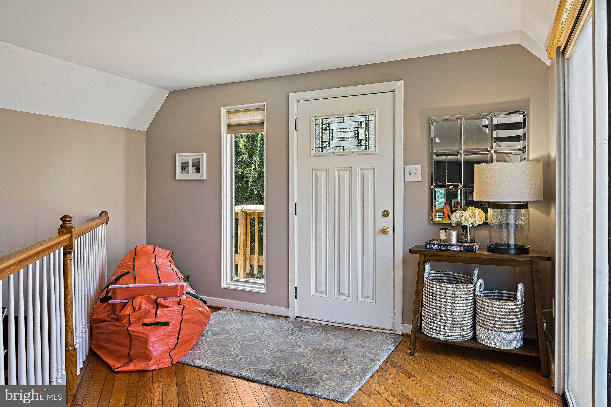 1223 Providence Ter photo 4