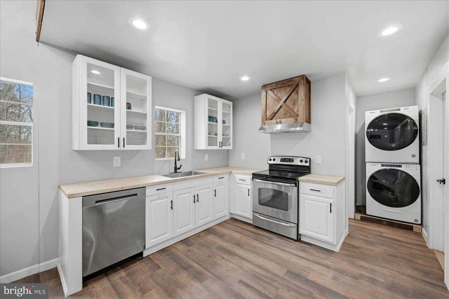 34 Liscarne Ln photo 24