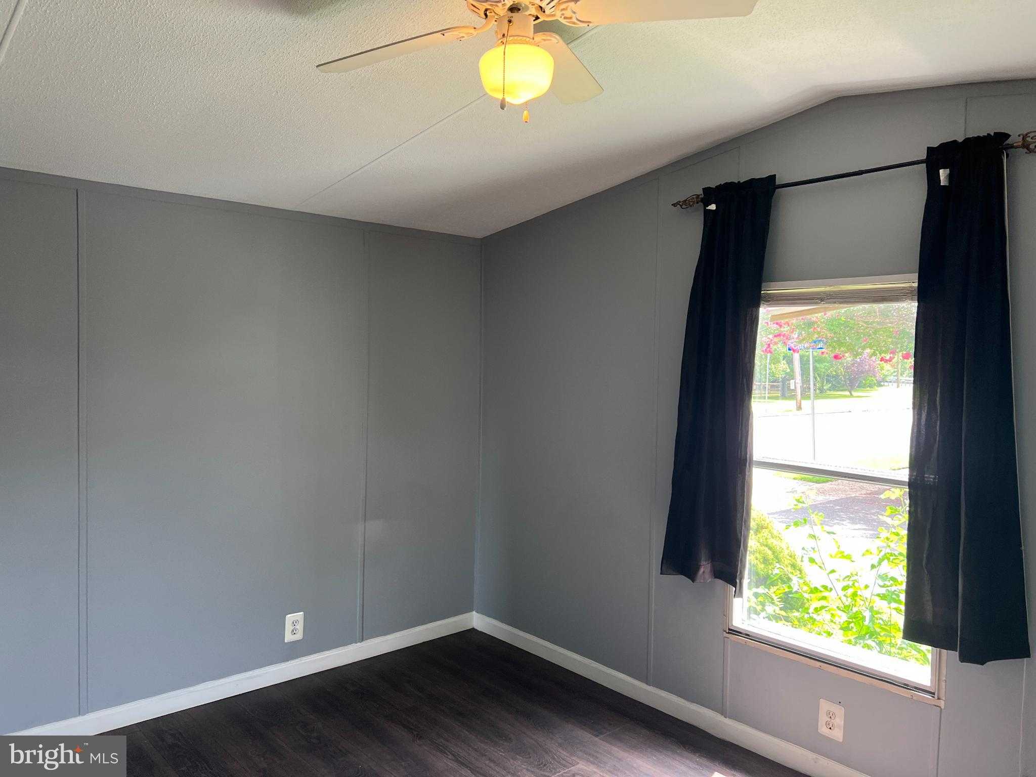 12 Cardinal Ln photo 9