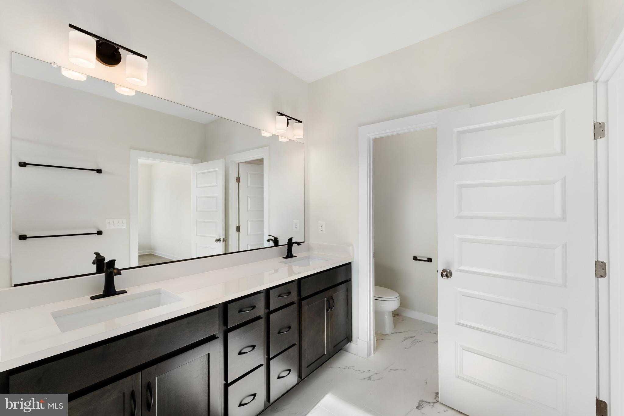 129 Summit Point Blvd photo 16