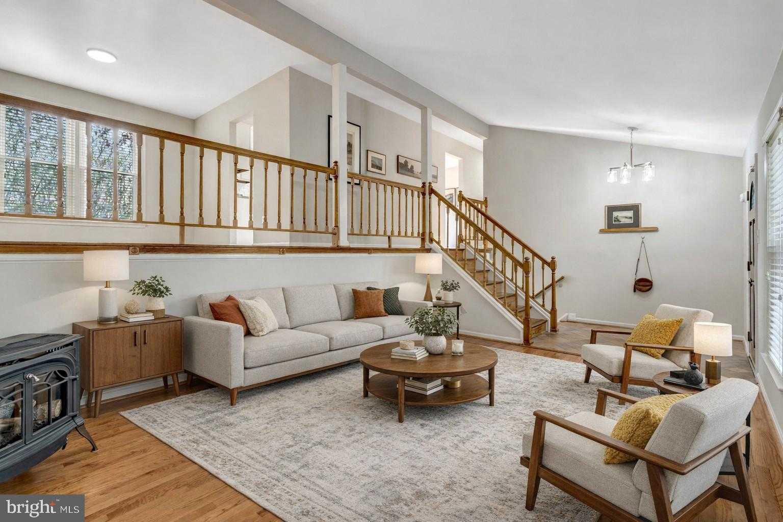 4319 General Kearny CT photo 3