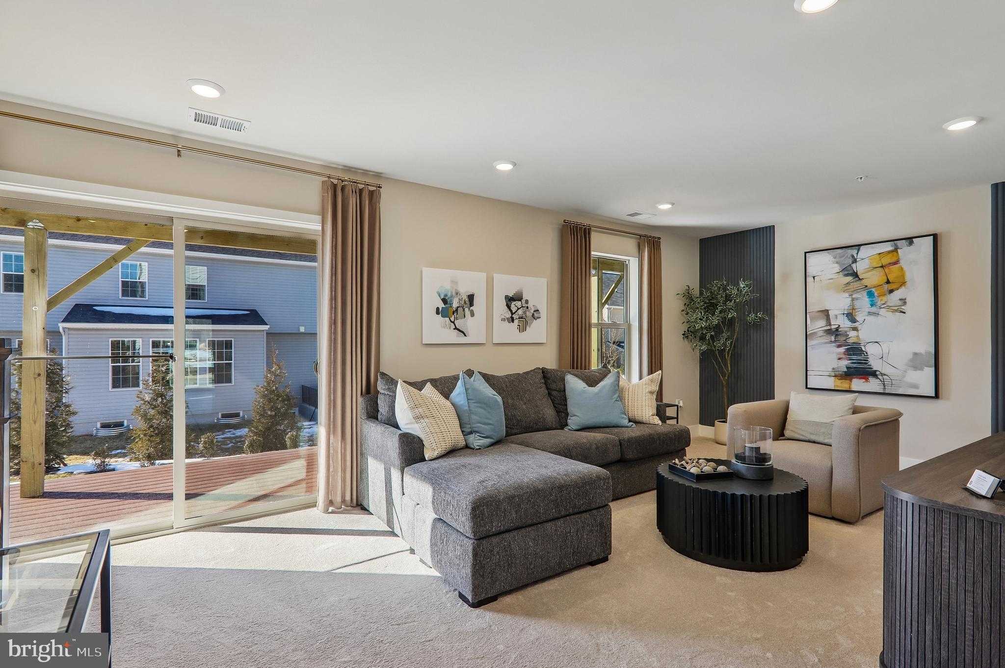 16625 Aruba Dr photo 2