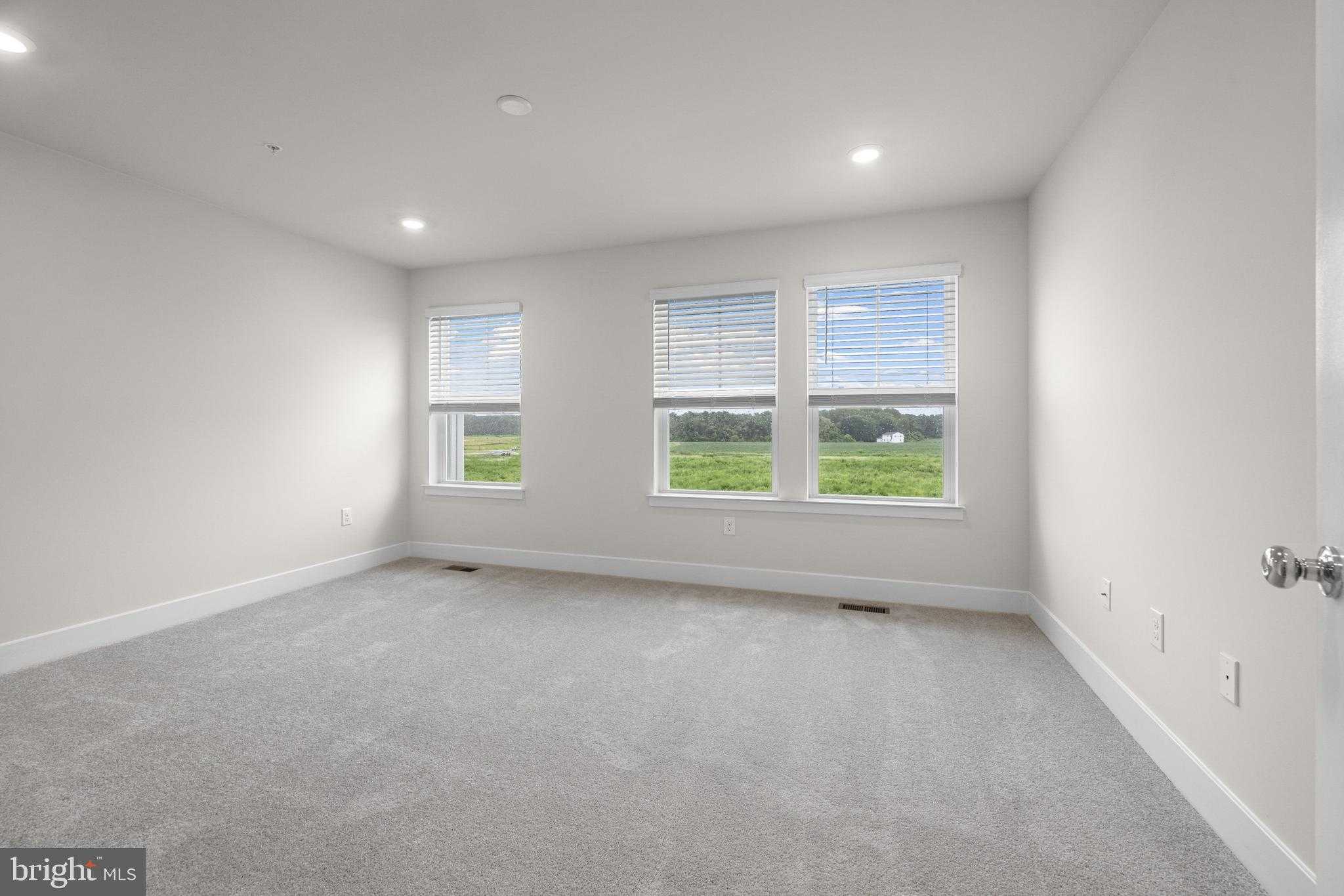 1417 Lake Geneva Dr photo 10