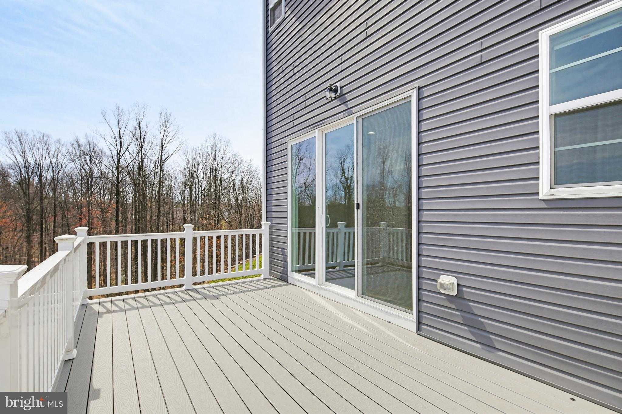 1023 Highpoint Trl photo 18