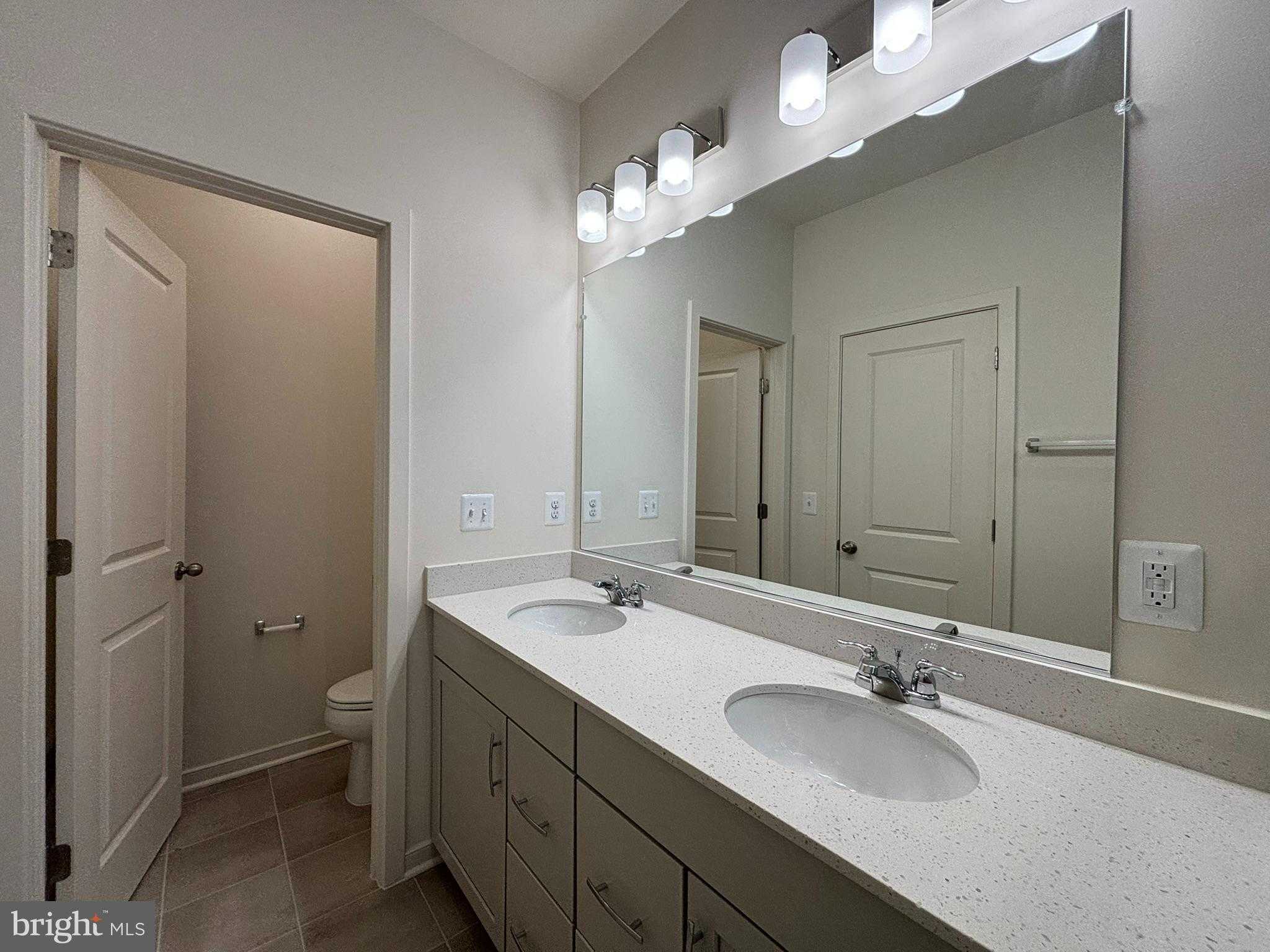 17966 Alicia Ave photo 14