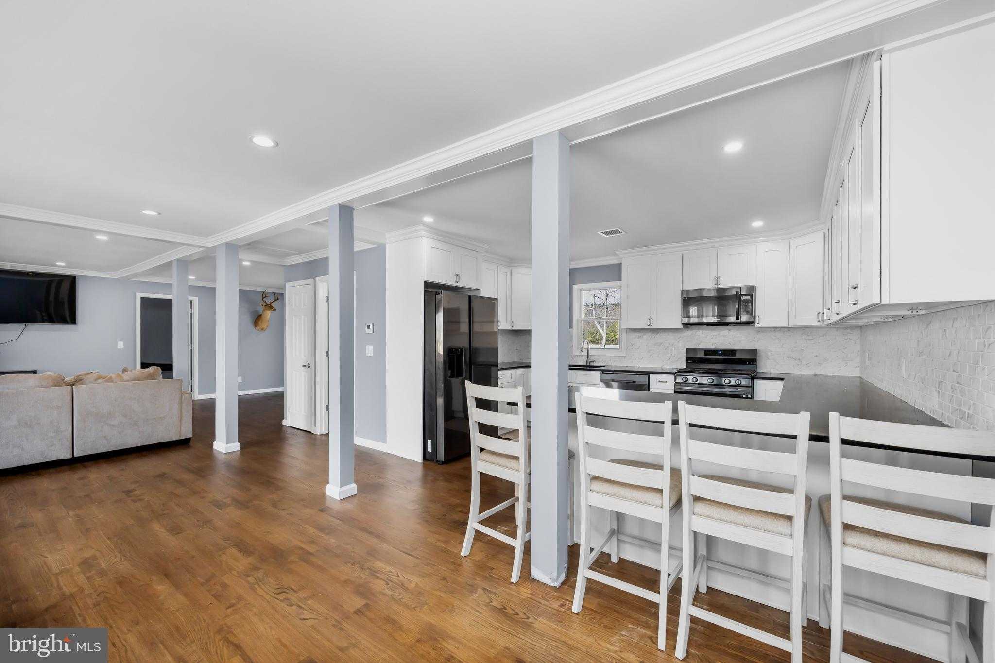 14450 Backbone Rd photo 11