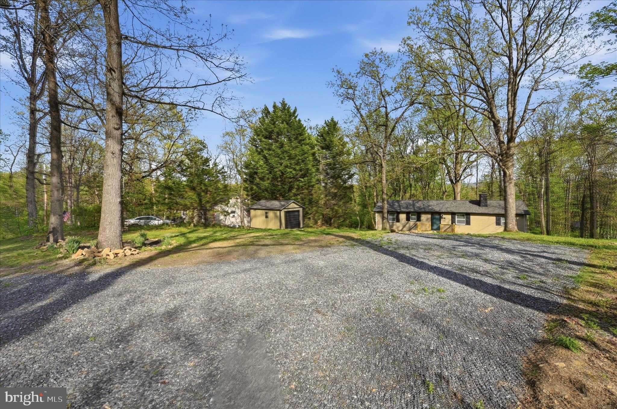 105 Buckskin Trl photo 43