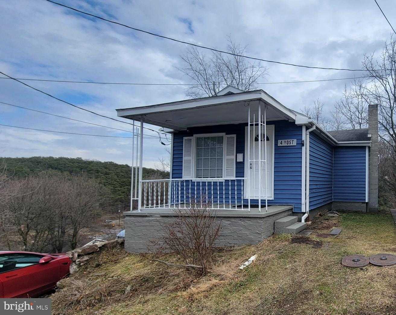 4 Yost Ave photo 8