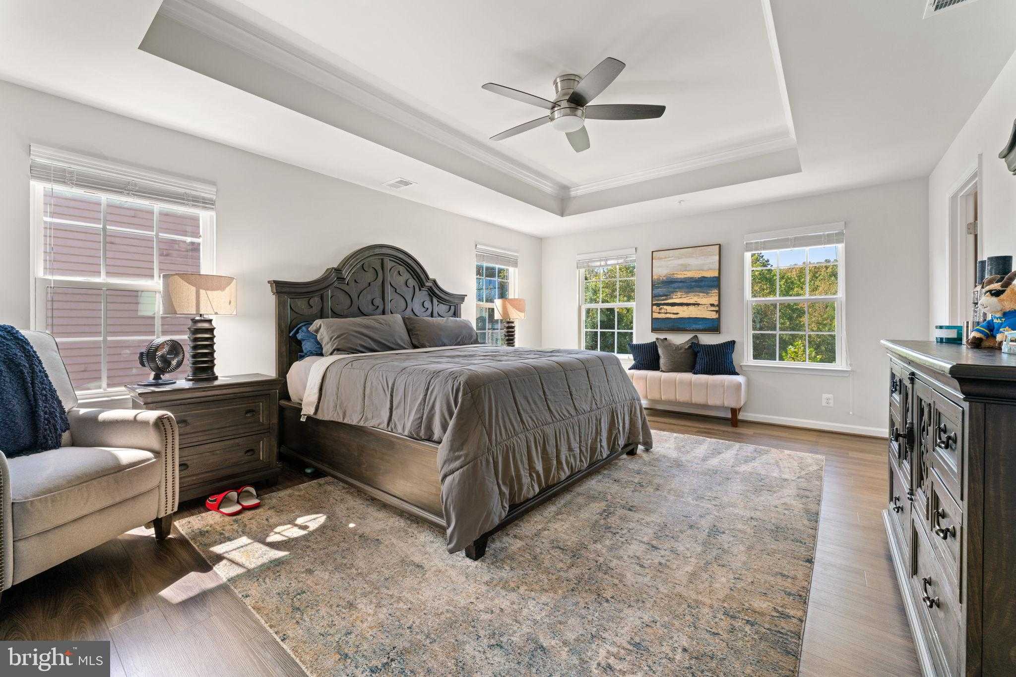 607 Rexford Way photo 23