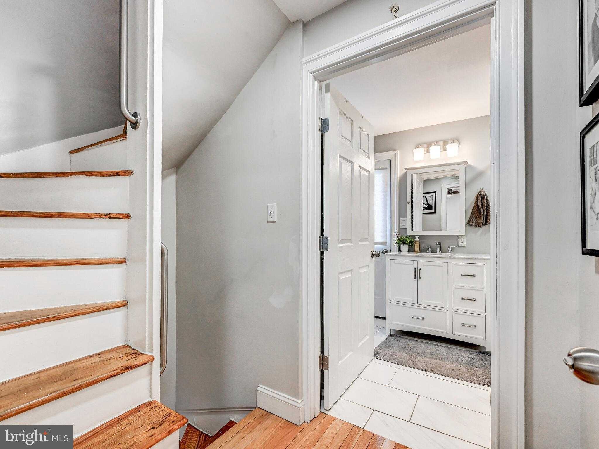 510 S Durham St photo 19