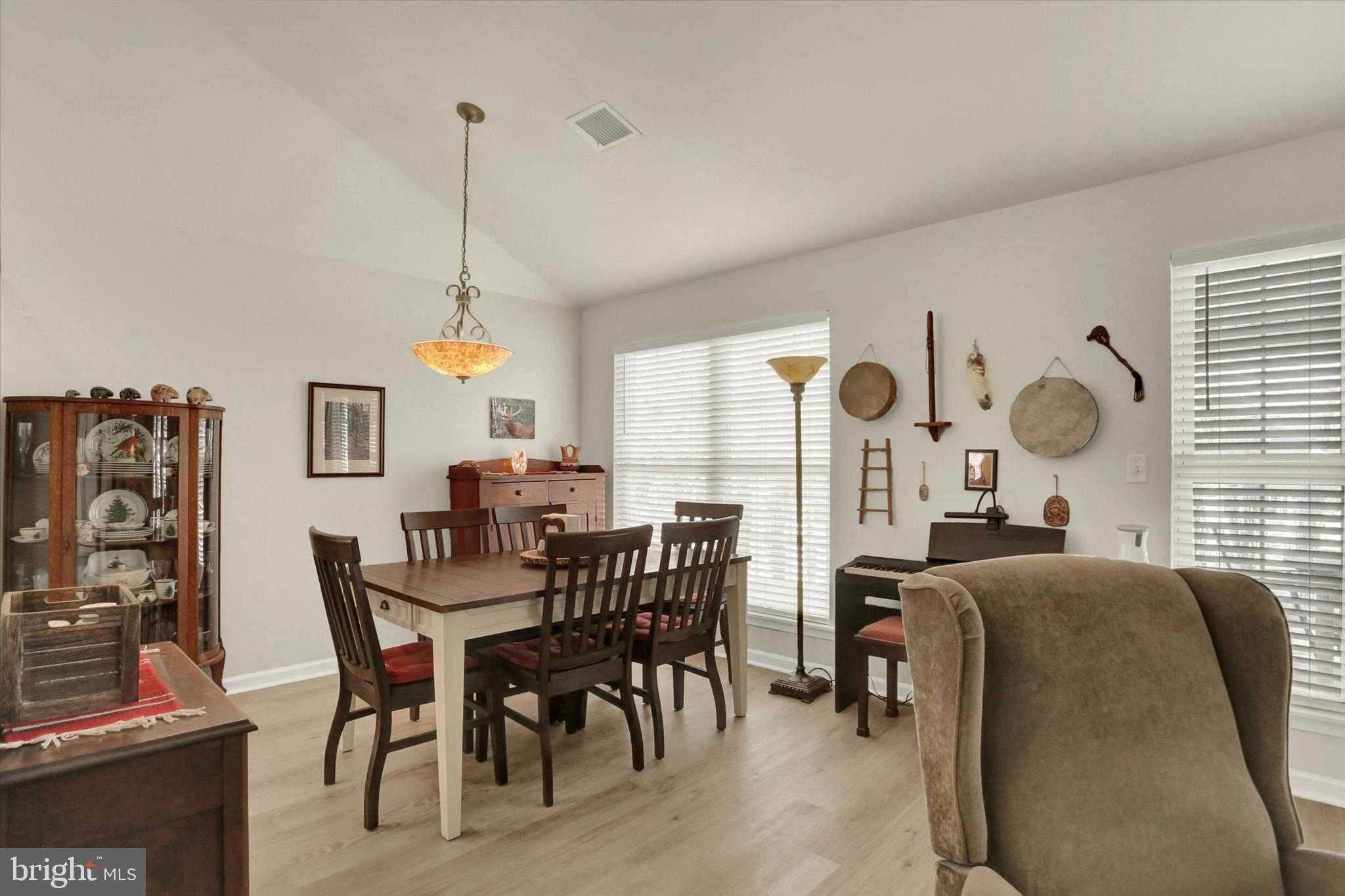 13 Ridgeway Dr photo 9