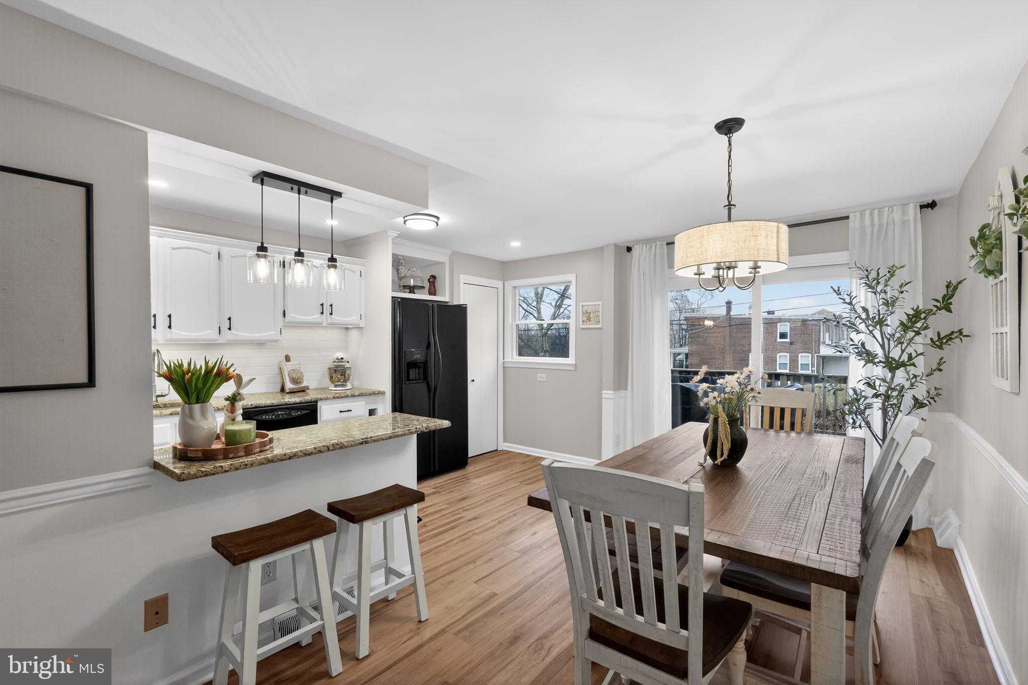 6 Franklin Ave photo 13