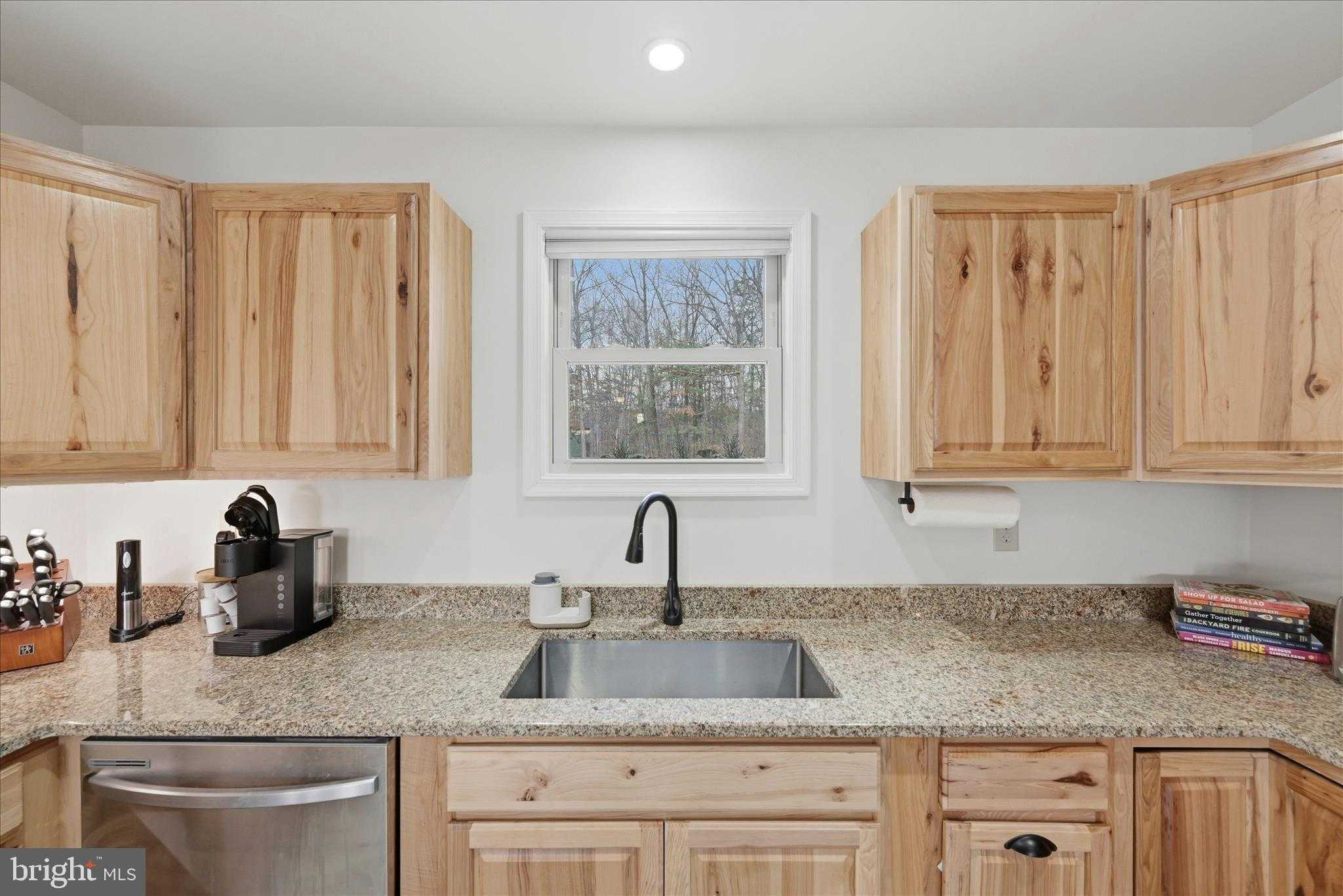 8258 Supinlick Ridge Rd photo 18