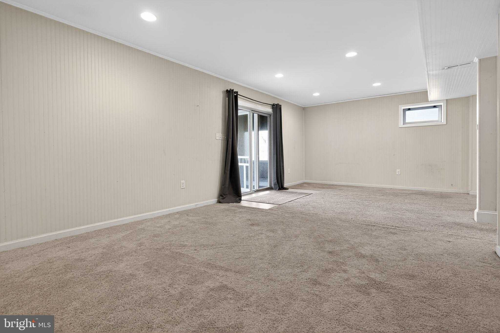 481 Saddle CT photo 36