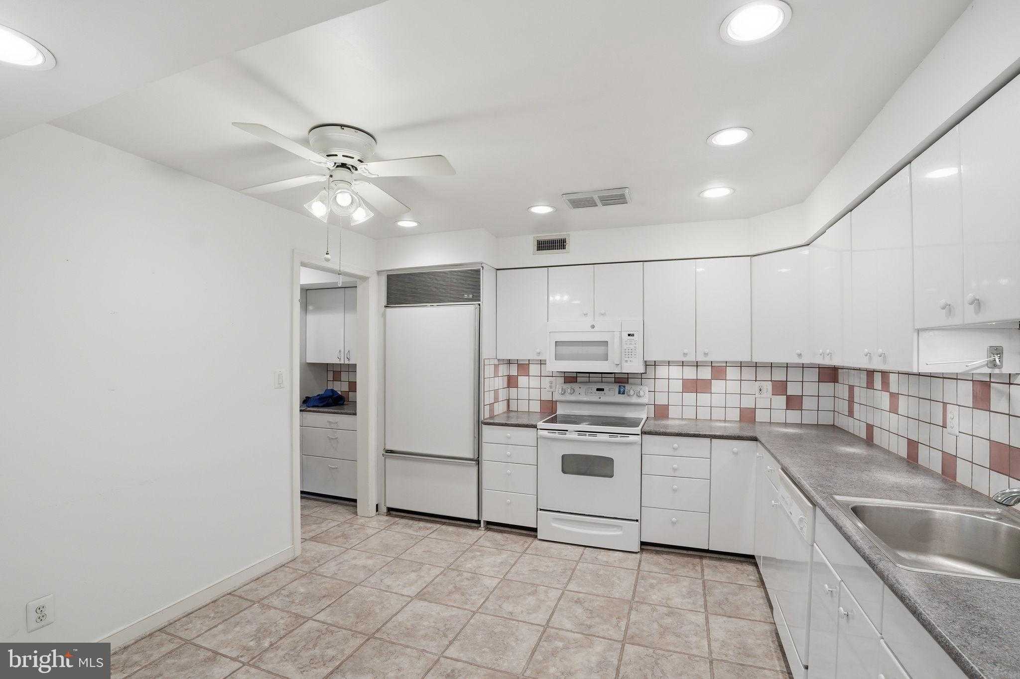 11400 Strand Dr # R402 photo 16