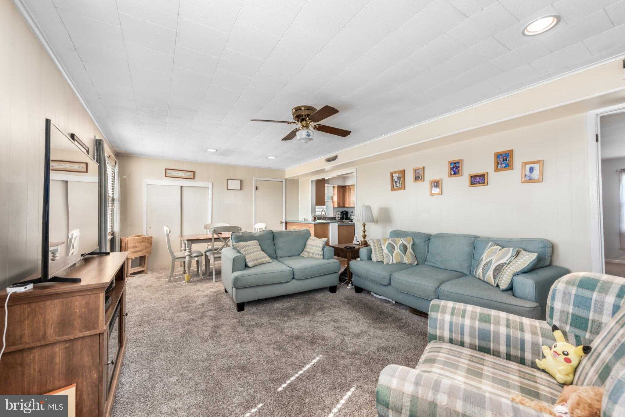 308 Forest Ave photo 26