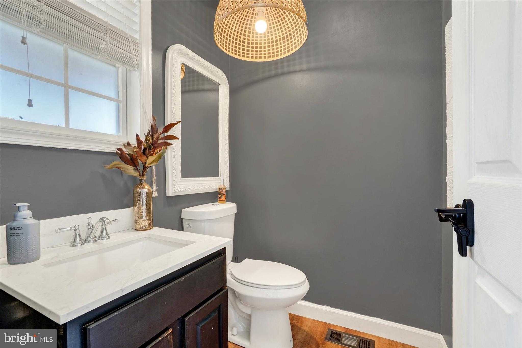 1020 Bernoudy Rd photo 10