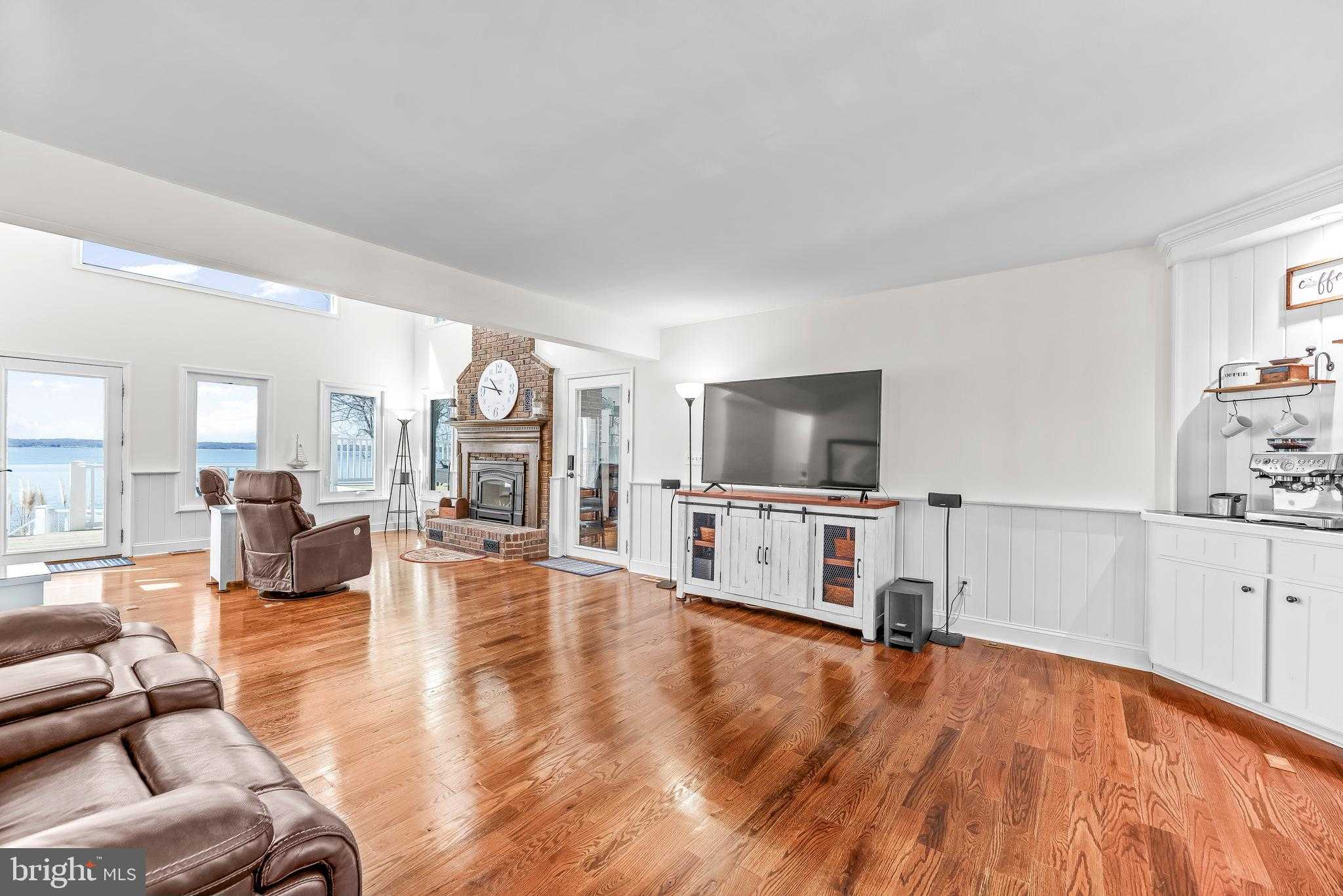 349 Overlook Dr photo 25