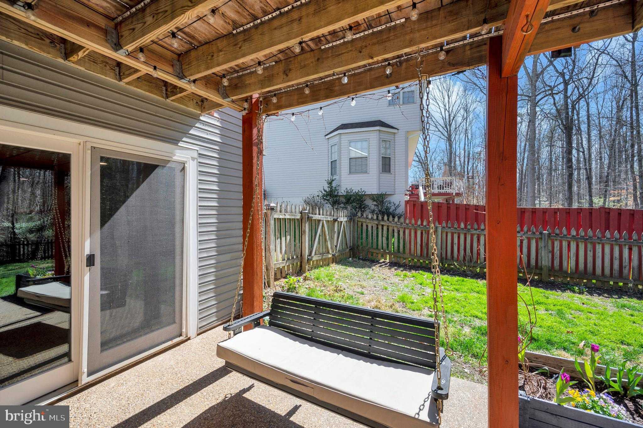 128 Theresa Dr photo 52