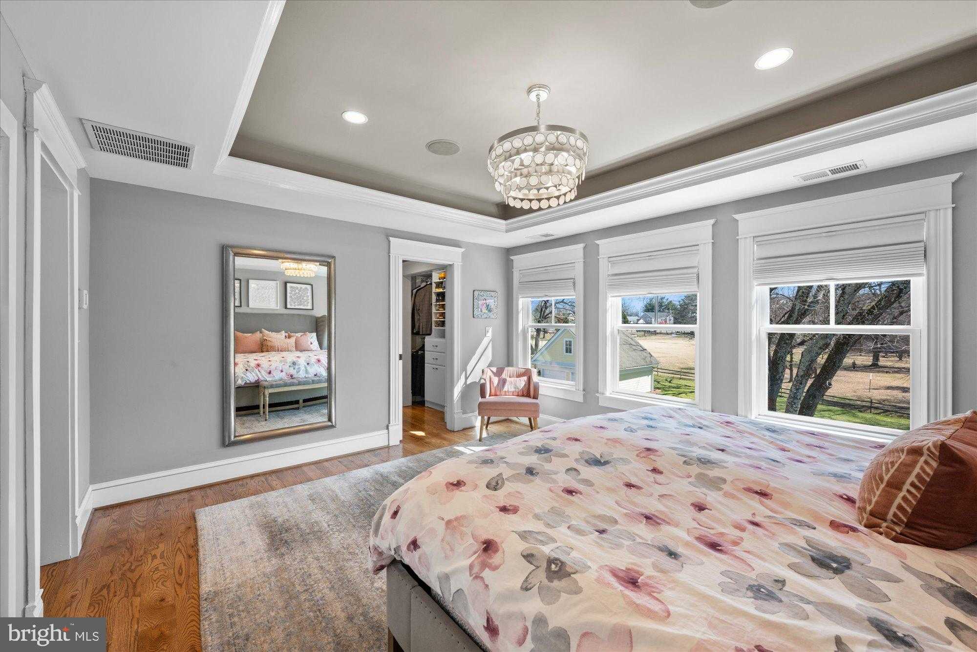 6726 25th St N photo 26