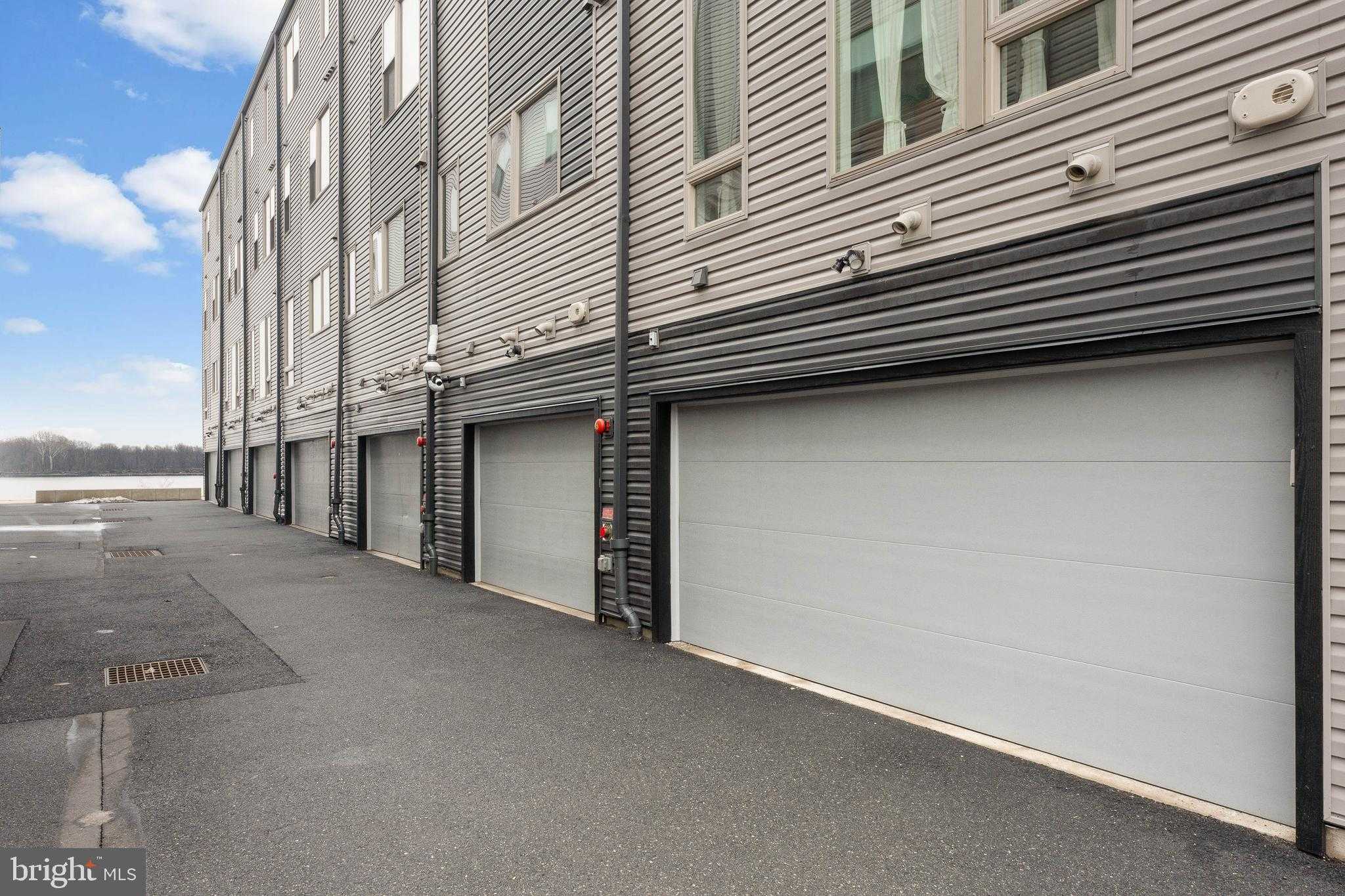 3208 Parkview Walk photo 55