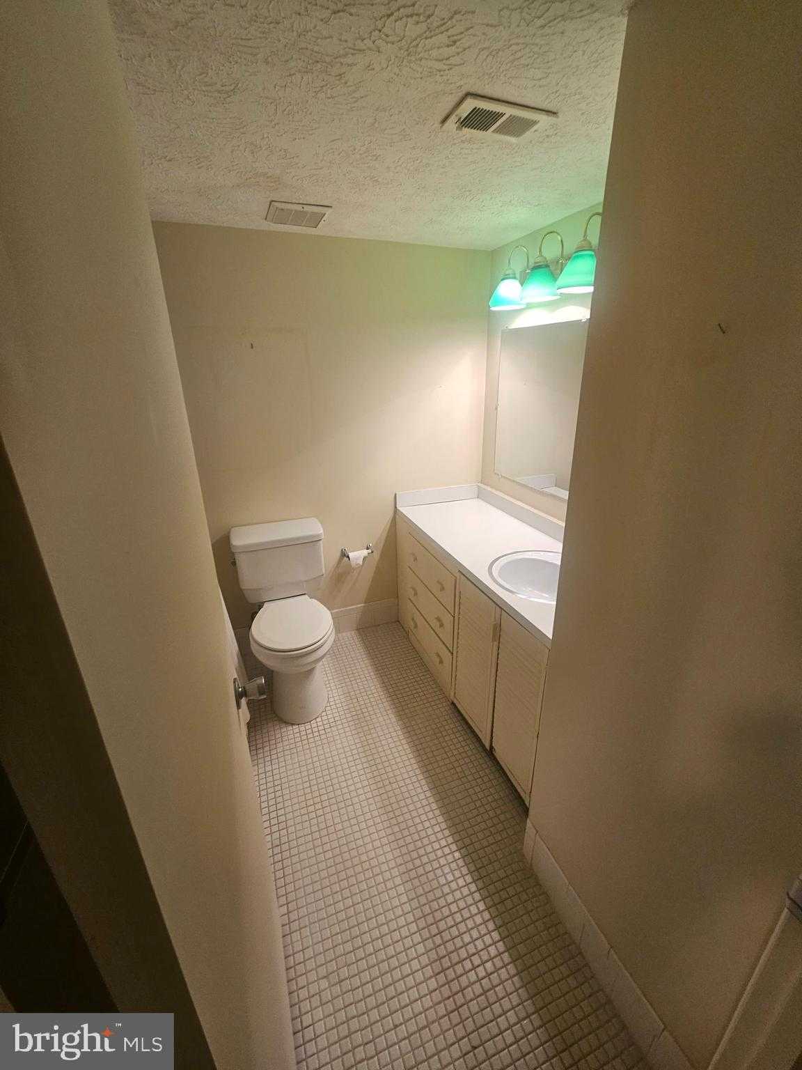 7724 Hanover Pkwy Apt 186 photo 5