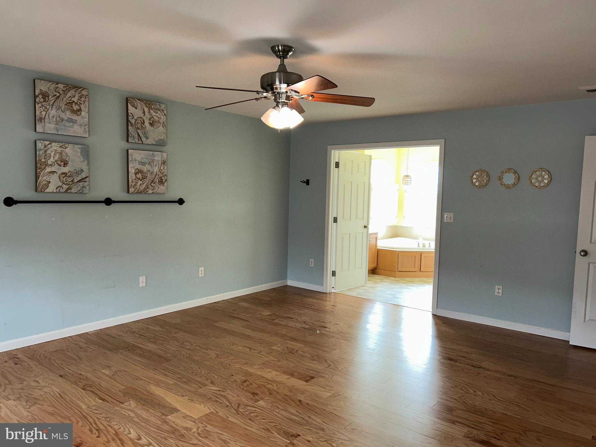 322 Woodbridge Dr photo 23