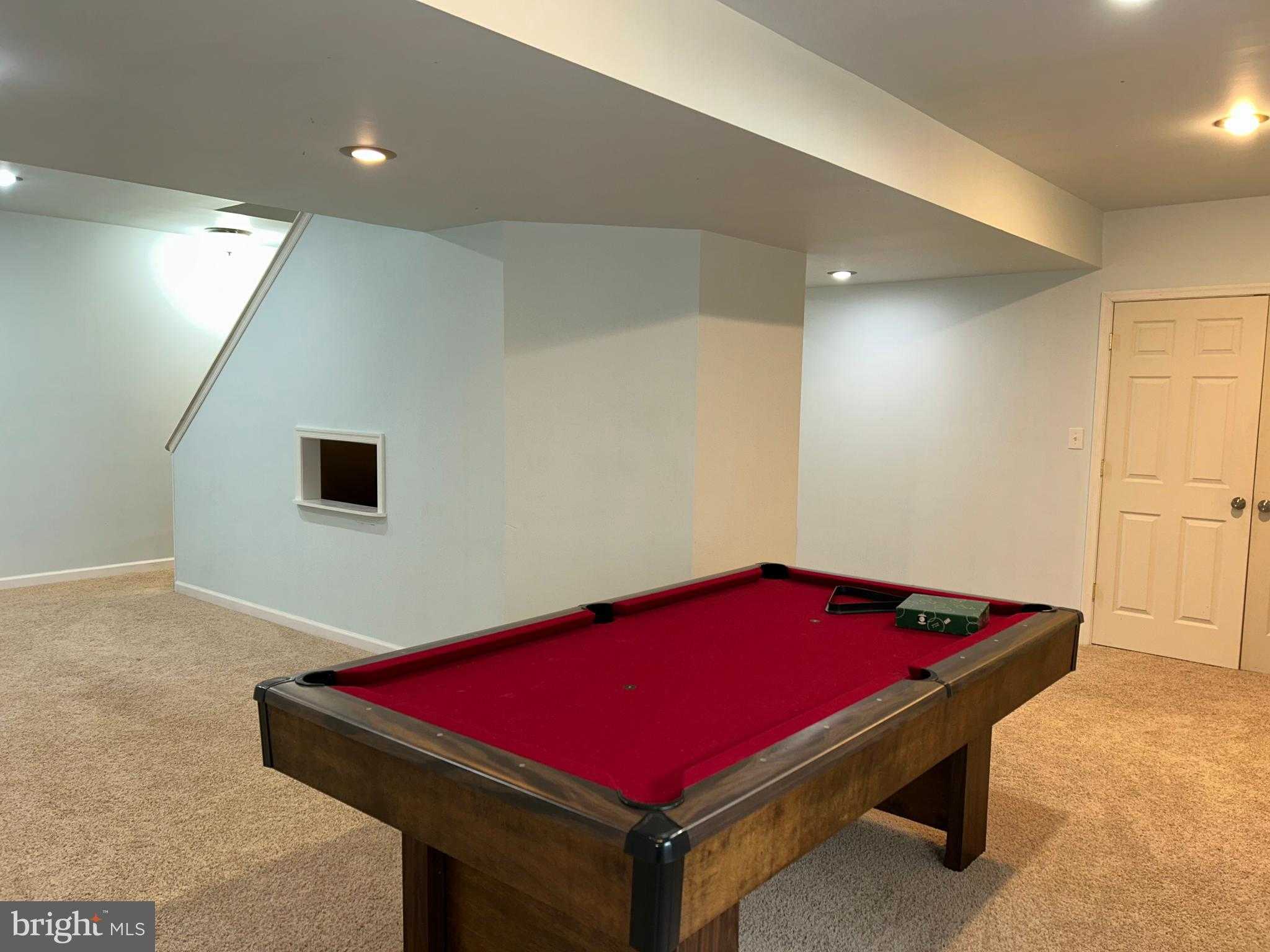 322 Woodbridge Dr photo 33