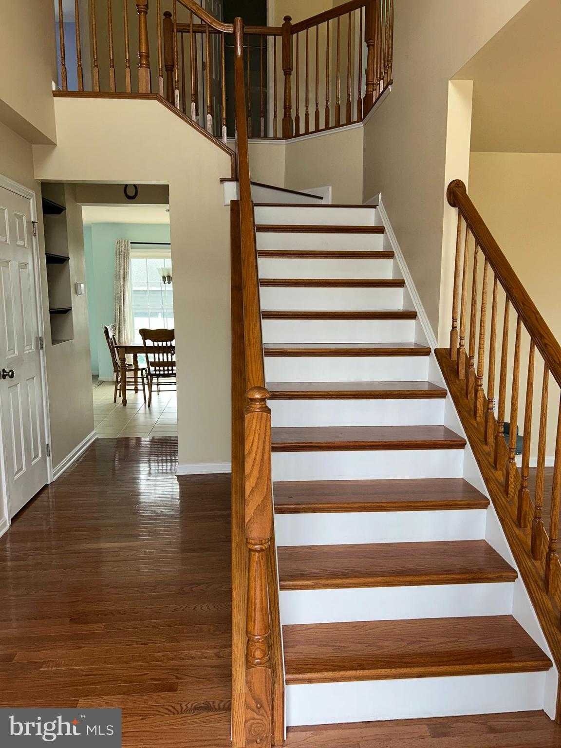 322 Woodbridge Dr photo 5