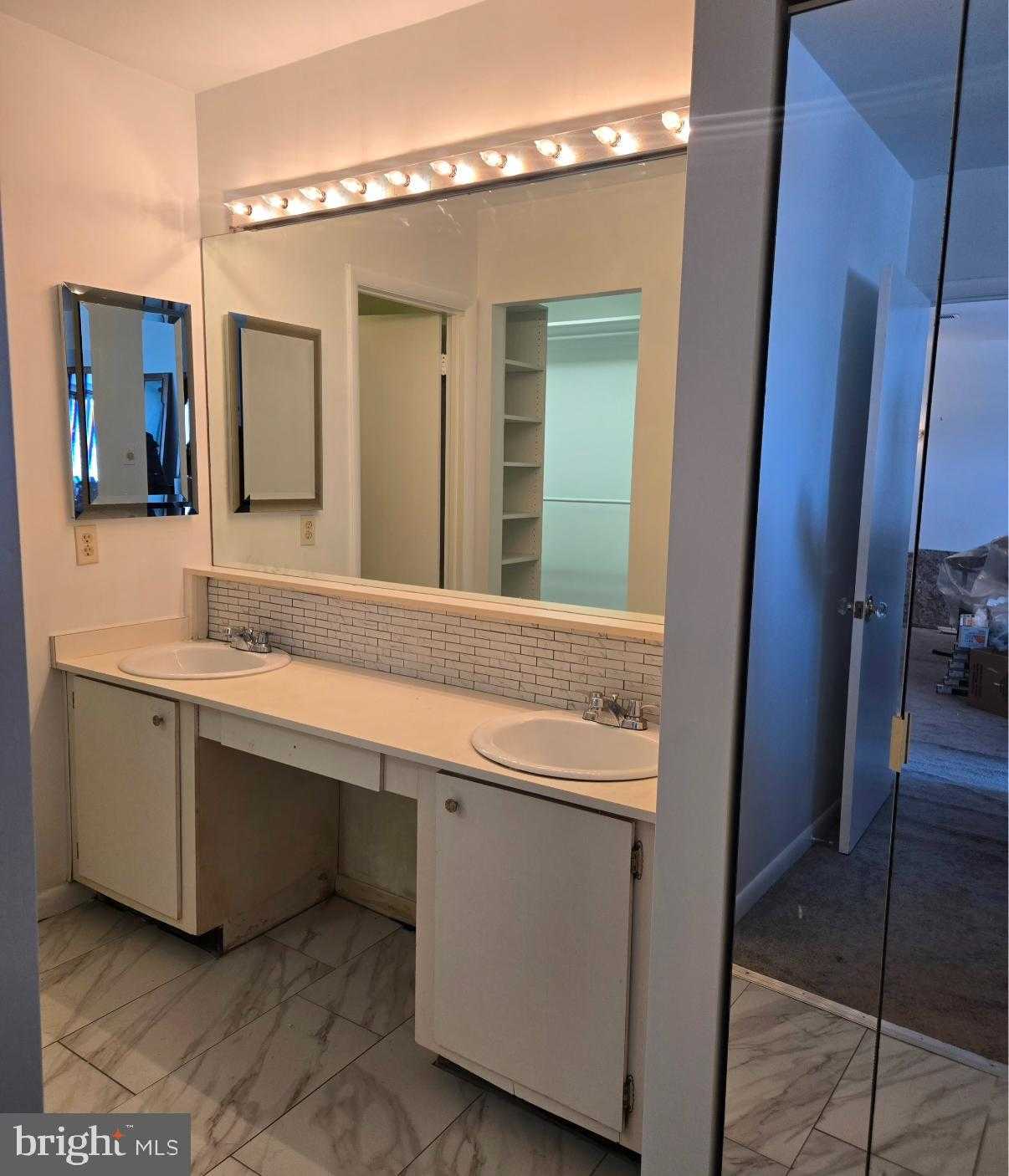 6711 Park Heights Ave Apt 402 photo 26