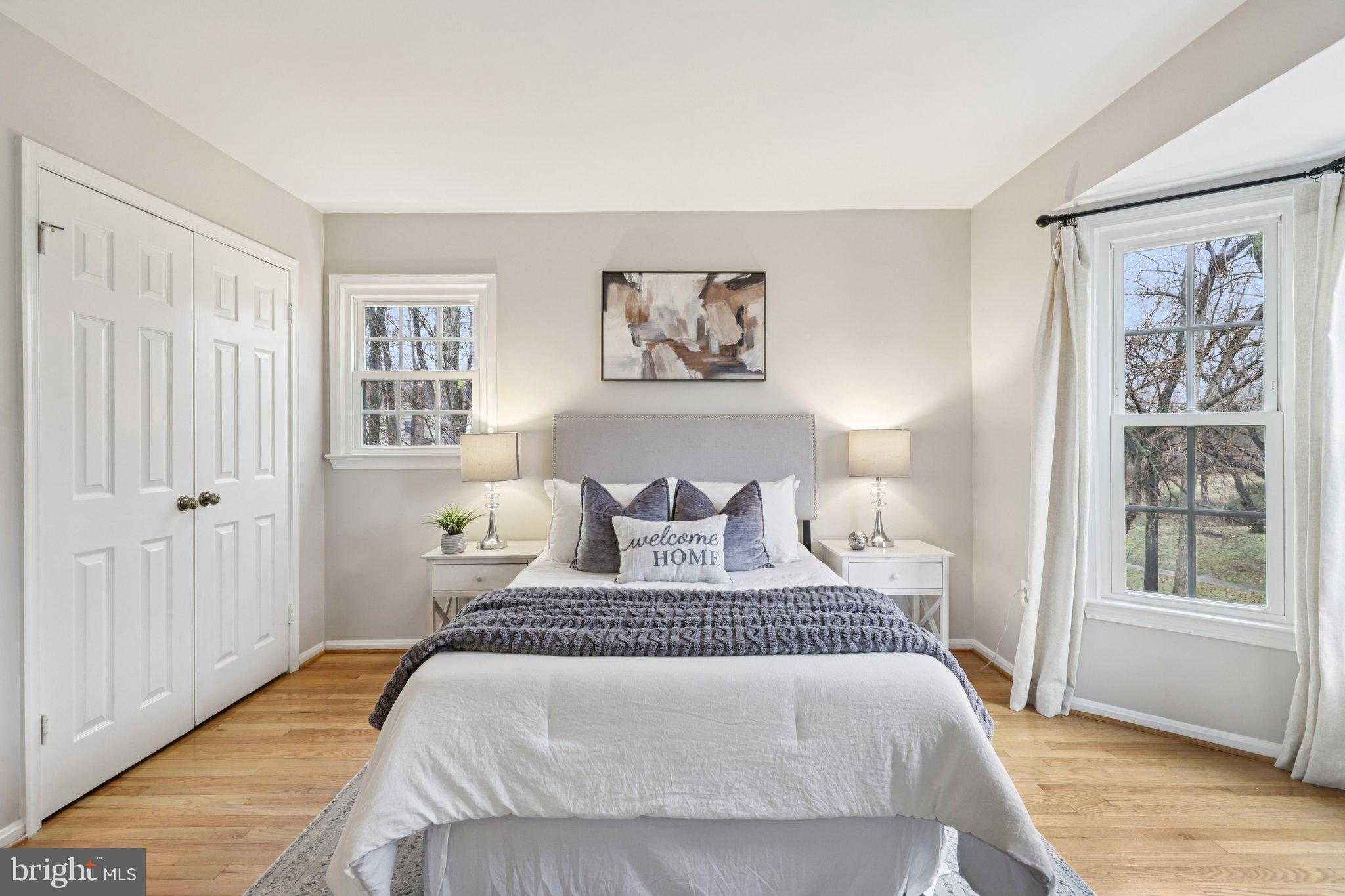 8413 Hollis Ln photo 15