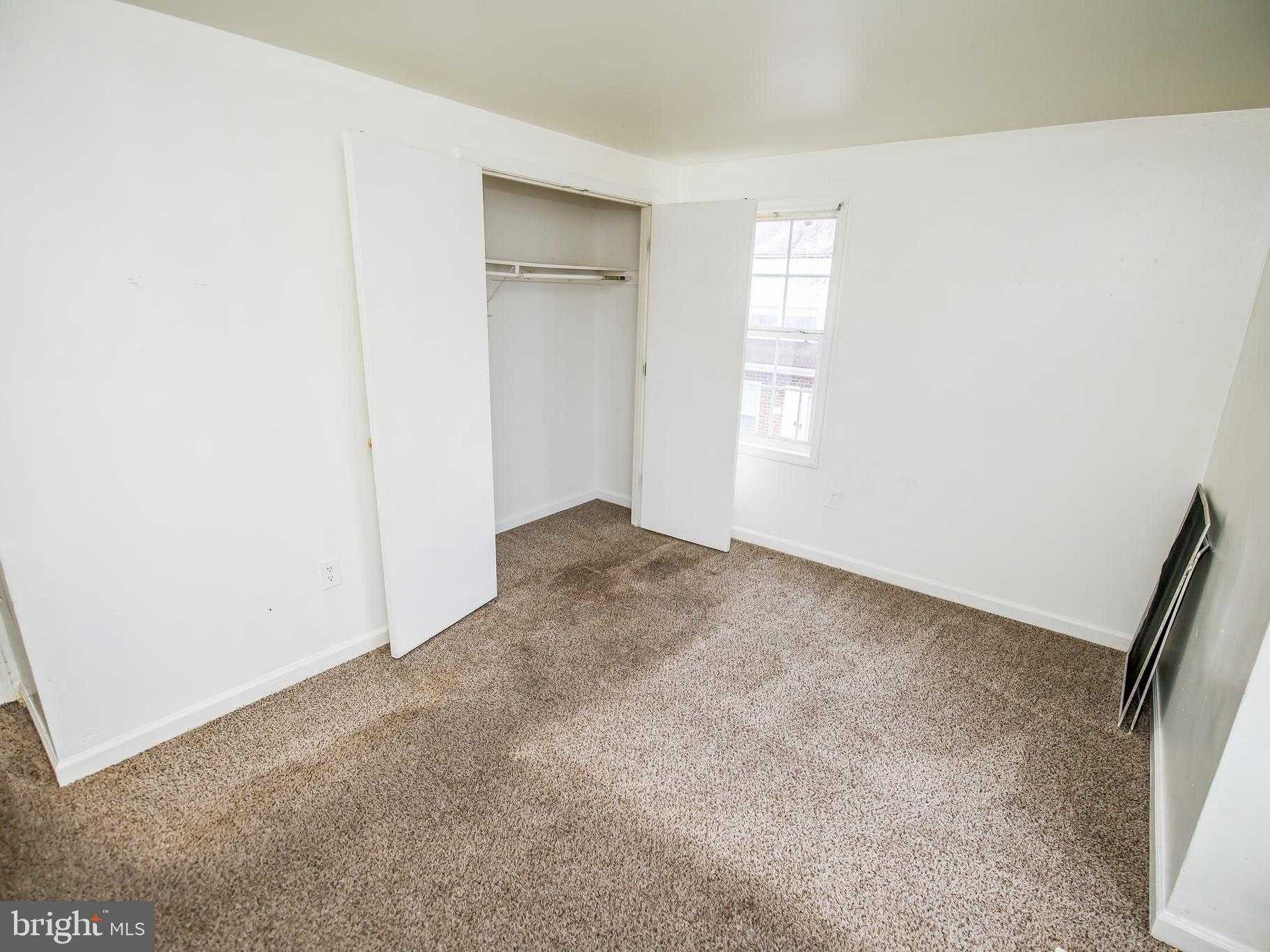 8519 Pioneer Dr photo 21