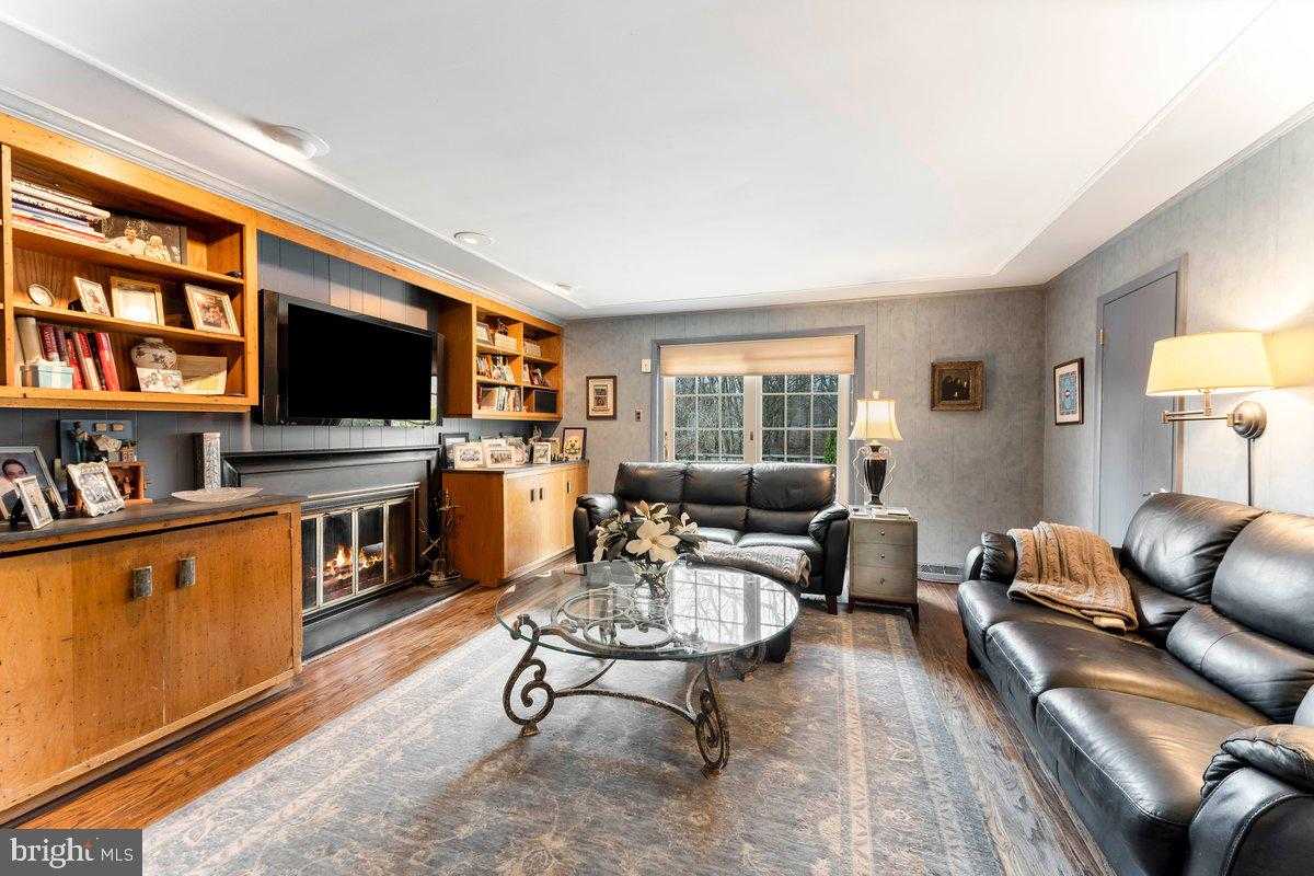 706 Sural Ln photo 16